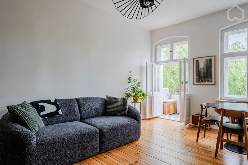 Vollausgestattete 2-Zimmer Altbau-Wohnung — photo 1